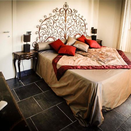 Borgo Antico XIX Sec. Bed & Breakfast Gesturi Exterior foto