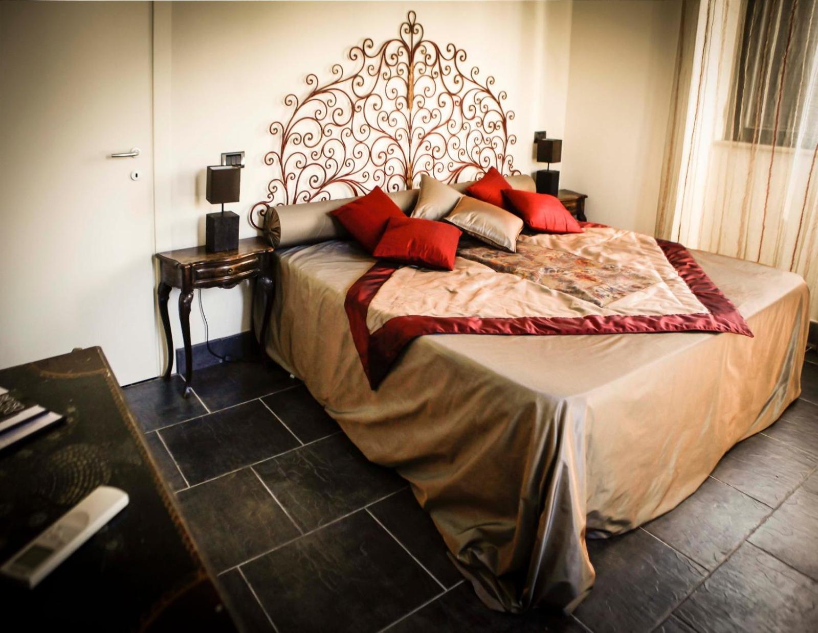 Borgo Antico XIX Sec. Bed & Breakfast Gesturi Exterior foto