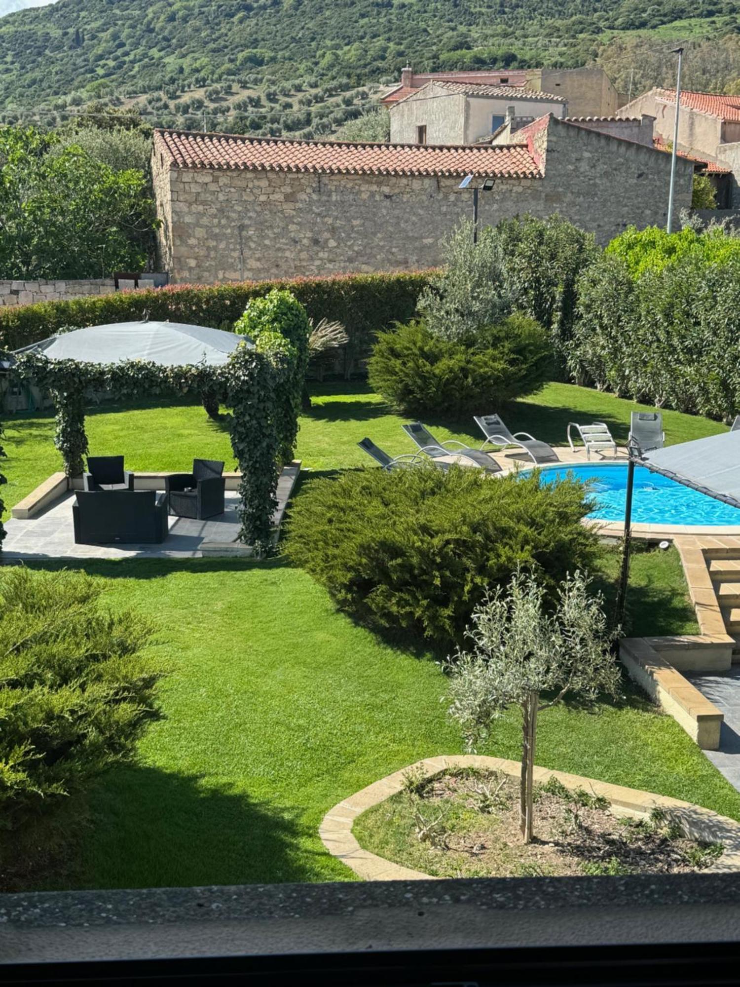 Borgo Antico XIX Sec. Bed & Breakfast Gesturi Exterior foto